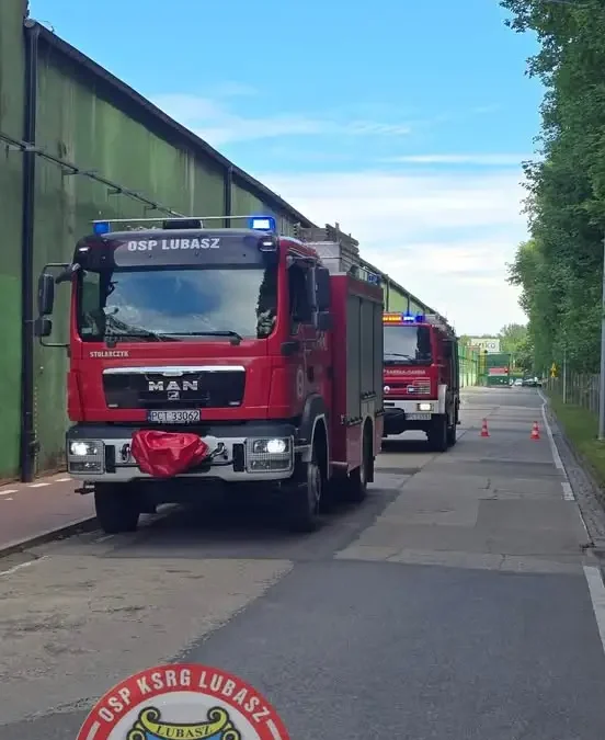 Ćwiczenia ratowniczo-gaśnicze w zakładzie STEICO w Czarnkowie