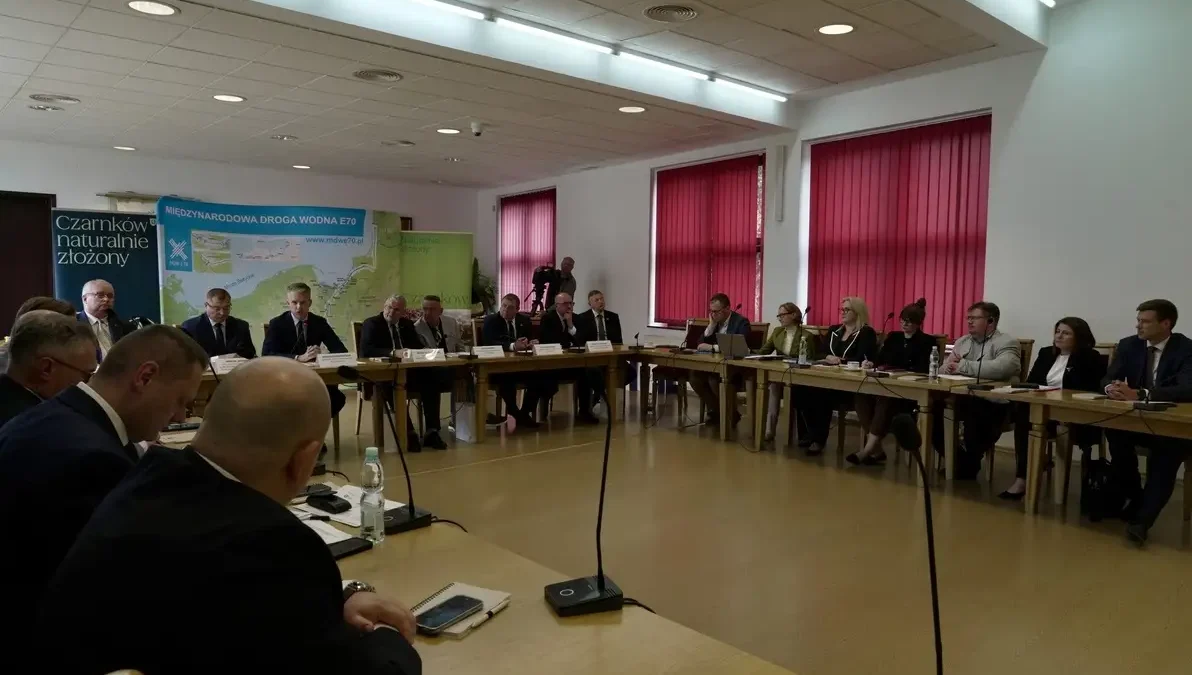 Przyszłość Drogi Wodnej E-70 tematem spotkania w Czarnkowie