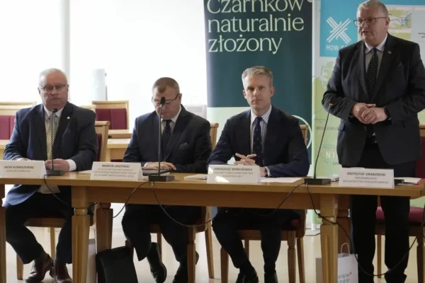 Czarnków gospodarzem debaty o przyszłości Międzynarodowej Drogi Wodnej E70