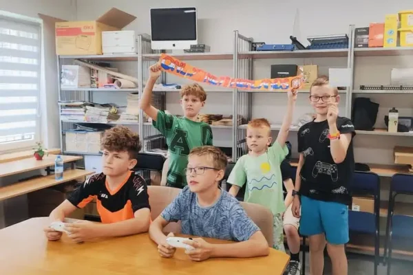 Emocjonujący finał turnieju e-sportowego w Połajewie