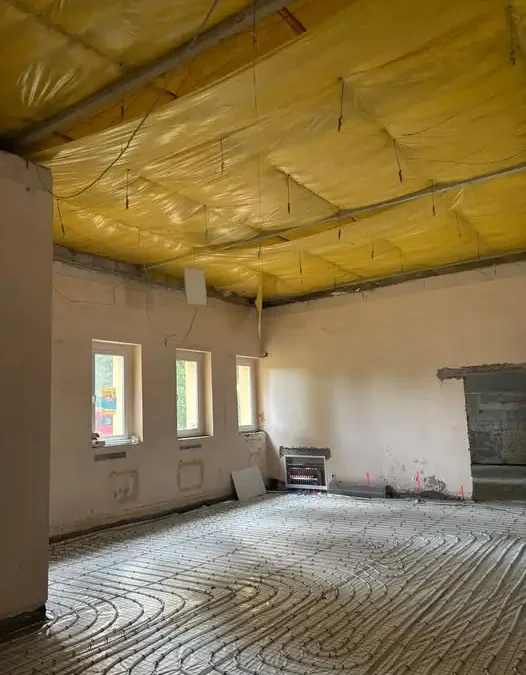 Remont Wiejskiego Domu Kultury w Wieleniu – postępy prac
