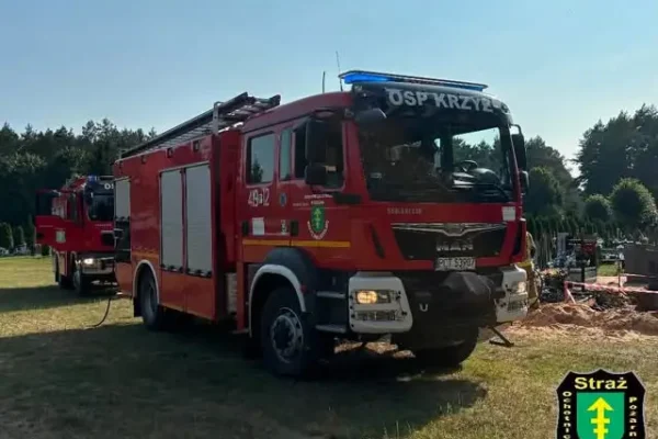Pożar grobu na cmentarzu w Krzyżu Wielkopolskim – interwencja OSP