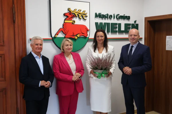 Nowa dyrektor Zespołu Szkół w Wieleniu powołana na 5-letnią kadencję
