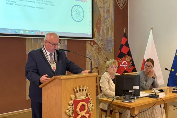 Wrześniowa sesja Rady Miasta Czarnków: transport, szpital, odpady i inwestycje