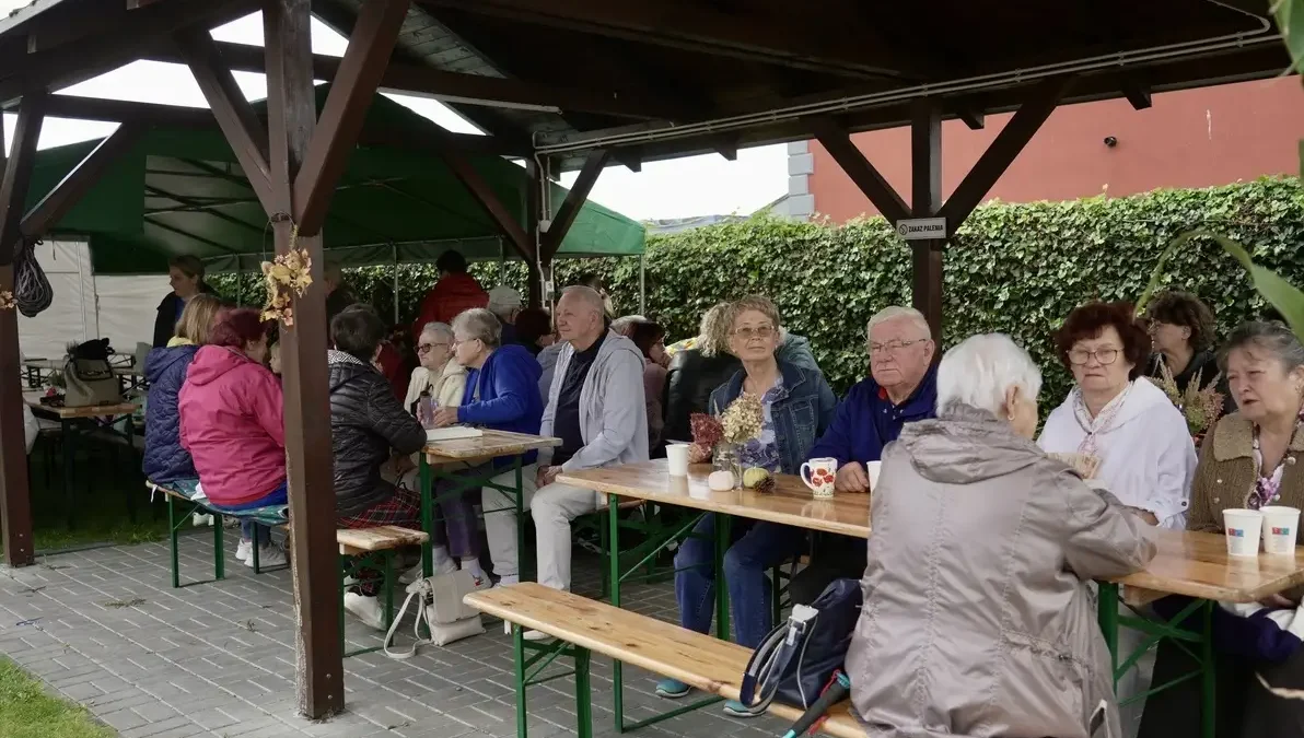 Dzień Pyry z Gzikiem na Marinie – seniorzy, dzieci i wspólna zabawa