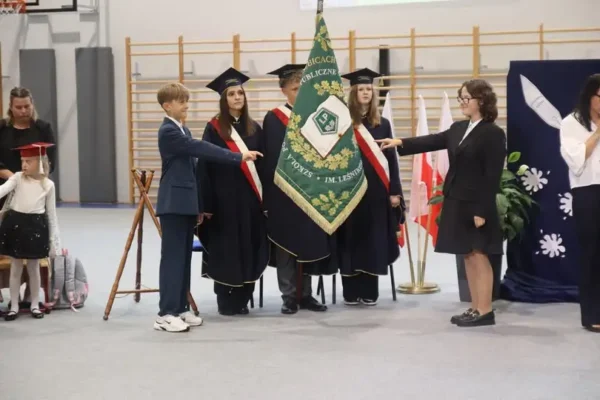 Nowy rok szkolny 2026/2027 w gminie Czarnków – życzenia i wyjątkowa symbolika