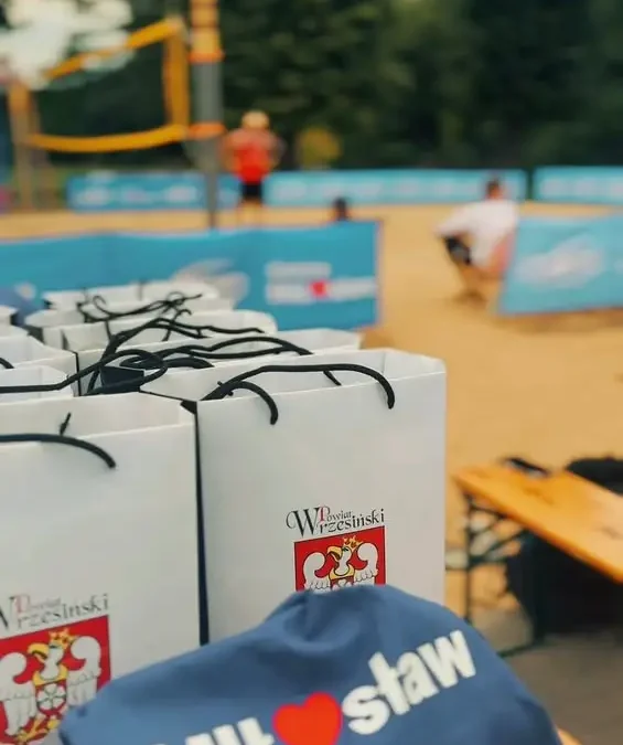 Mistrzostwa Wielkopolski Strażaków PSP w Siatkówce Plażowej – emocje i sportowa rywalizacja w Orzechowie