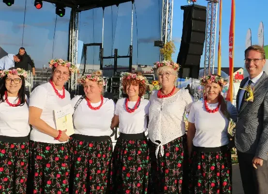 Trzcianeckie sukcesy na dożynkach powiatowych w Gulczu