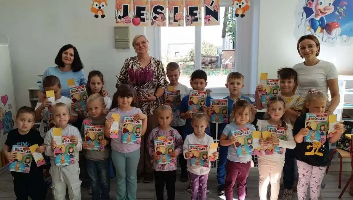 Dzień Głośnego Czytania w Gminie Lubasz – bibliotekarki odwiedziły przedszkolaków