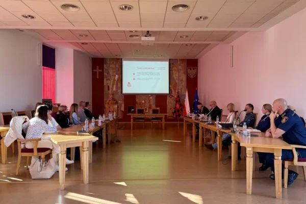 Czarnków: strażacy szkolili nauczycieli i służby z reagowania na zagrożenia