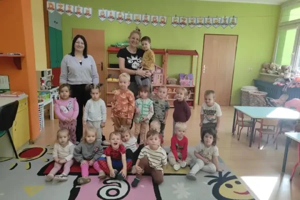 XXVI Dzień Głośnego Czytania w gminie Lubasz – biblioteka odwiedziła przedszkola i szkoły