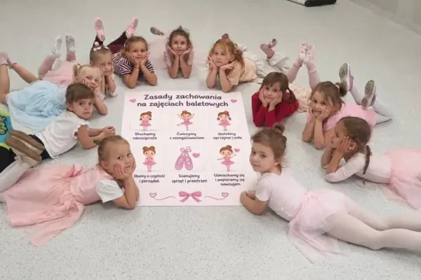 Baletowe Księżniczki z Trzcianki rozpoczęły taneczną przygodę
